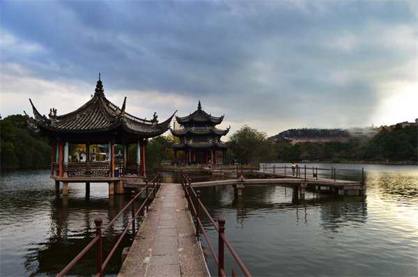 預(yù)算超支嚴(yán)重，臺(tái)州預(yù)算管理咨詢公司如何幫企業(yè)精準(zhǔn)控費(fèi)？