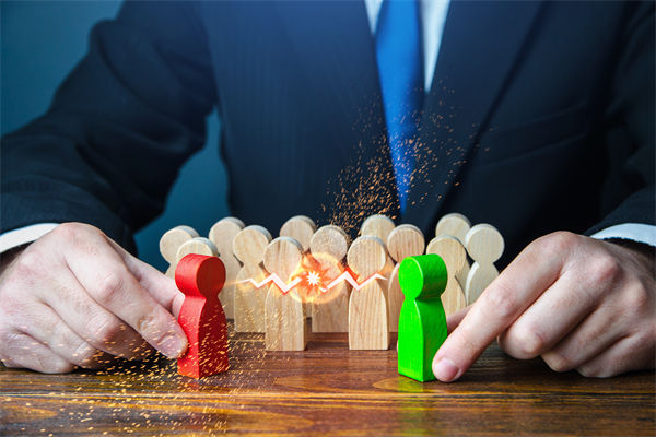 新老業(yè)務(wù)沖突不斷，企業(yè)戰(zhàn)略管理如何平衡布局？