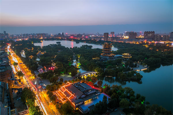 戰(zhàn)略規(guī)劃總落空？濟(jì)南戰(zhàn)略咨詢公司如何讓目標(biāo)落地有跡可循？