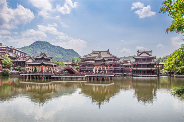 制造業(yè)管理分析：短劇基地狂飆，誰是下一個橫店？
